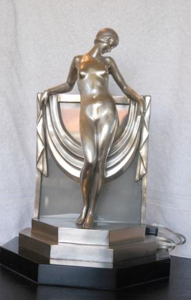 1920 Art Deco Bronze Figurine Lampe Statue