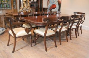 Chippendale Table de salle à manger ensemble Chaises Trafalgar Set Suite