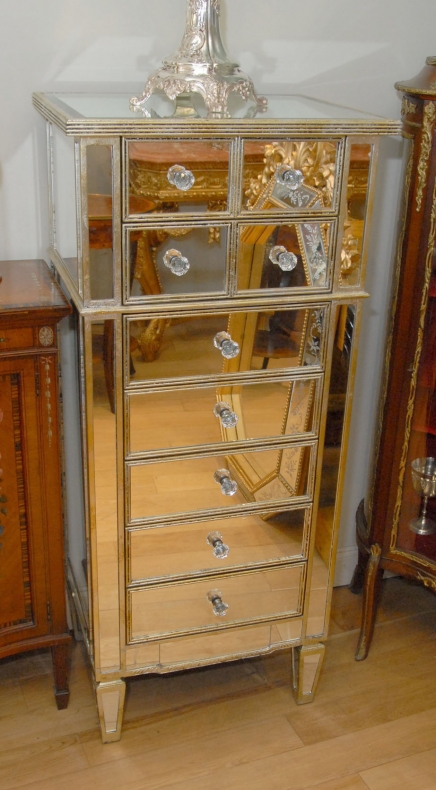 Grand Art Deco Mirrored Chest Tiroirs