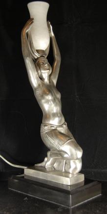 Art déco français Bronze Lampe Figurine Odaline