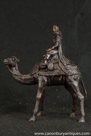 Bronze français casting Bédouins arabes Camel Statue chameaux Lawrence Arabia