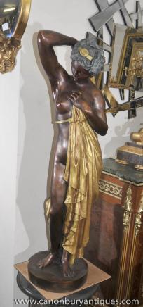 Grand Bronze français Semi Nu de jeune fille Statue par Pradiert