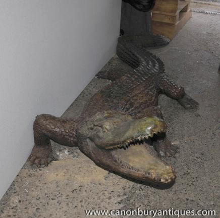 Lifesize Bronze Crocodile Alligator Fontaine Statue