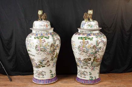 Paire chinois Qianlong Porcelaine Urnes Vase Ginger Jars Qian Poterie