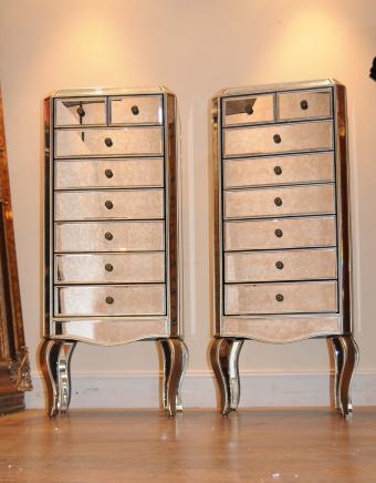 Paire en miroir Commodes Commode Tall Boy