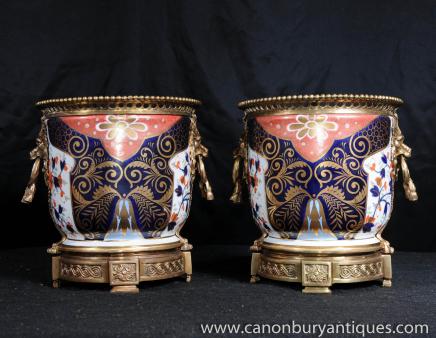 Paire porcelaine de Sèvres Cache Pots Pots Urnes Floral Urne