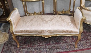 Louis XV Gilt Tabouret Siège Intérieurs de meubles français