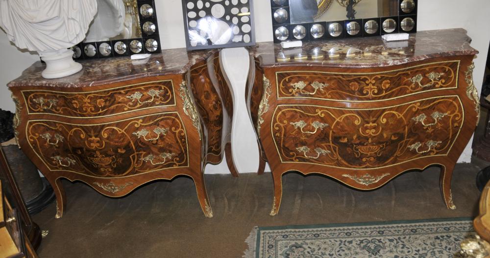 Paire Bombe Commodes Louis XV coffres Commode Meubles Français