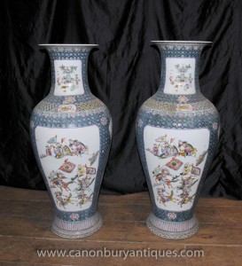 Peint paire chinoise Canton Ming en porcelaine Urnes Vases main