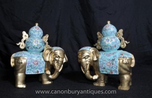 Statues paire chinoise Porcelaine Elephant Floral Famille Rose Céramique