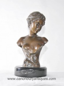 Art Nouveau Bronze Buste Femme Signé CH Levy Foundry Mark