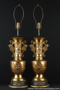 Paire française Ormolu Art Nouveau Tableau Lampes Urnes