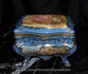 Porcelaine de Sèvres Floral Spalsh Trinket Casket Boîte à bijoux