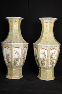 Paire porcelaine chinoise Famille Rose Vases Vase Urne Poterie Chine