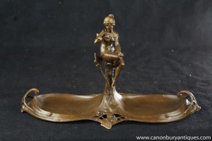 Art Nouveau Bronze Swallow Femme Fille Figurine Plateau Centrepiece