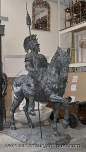 Lifesize gladiateur romain à cheval Statue Sculpture Art architectural