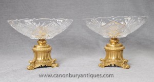 Paire français Louis XVI Cut verre Ormolu Compotiers Dish soupières verre