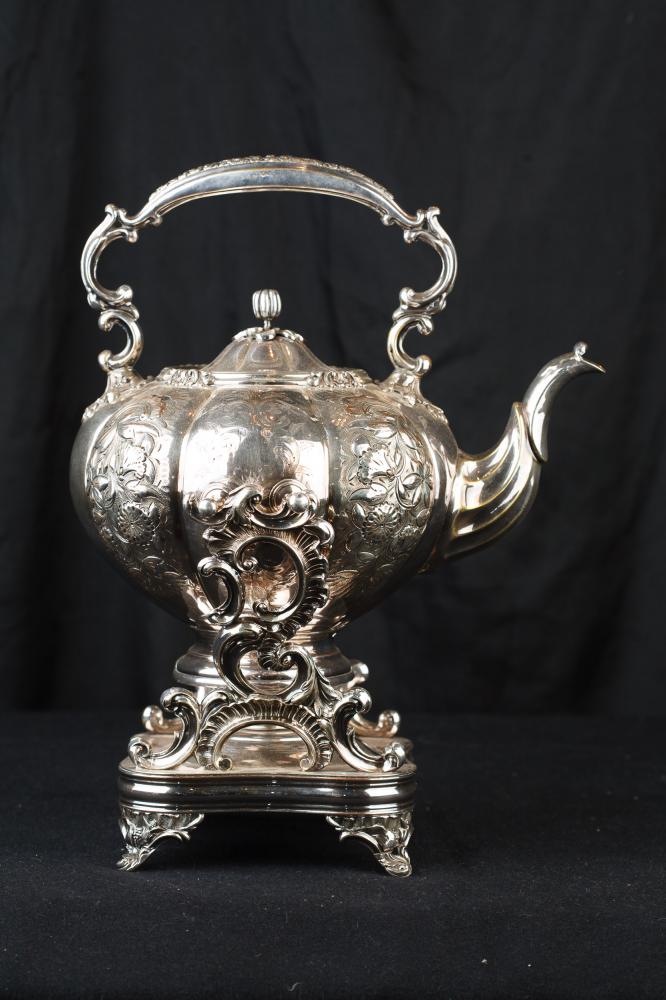 Antique victorienne Plate Sheffield Argent Tea Pot rococo Warmer