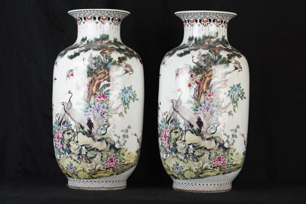 Paire chinois Qianjiang porcelaine Urnes Grues tantale indien en Chine