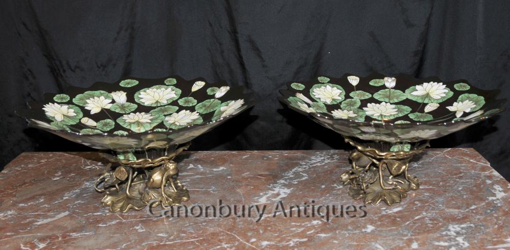 Paire Art Nouveau français Plaques Compotiers Ormolu Frog base