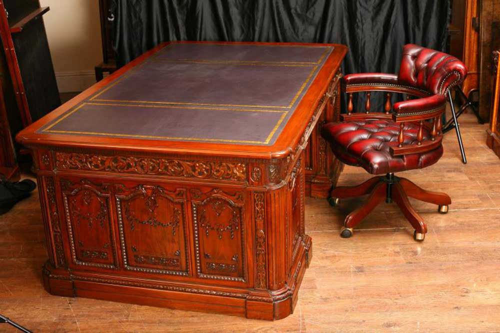 mahogany-presidents-resolute-desk-partners