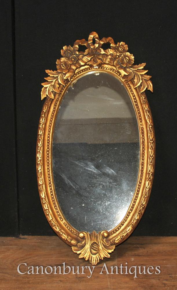 Français Louis XVI Gilt Miroir ovale en verre
