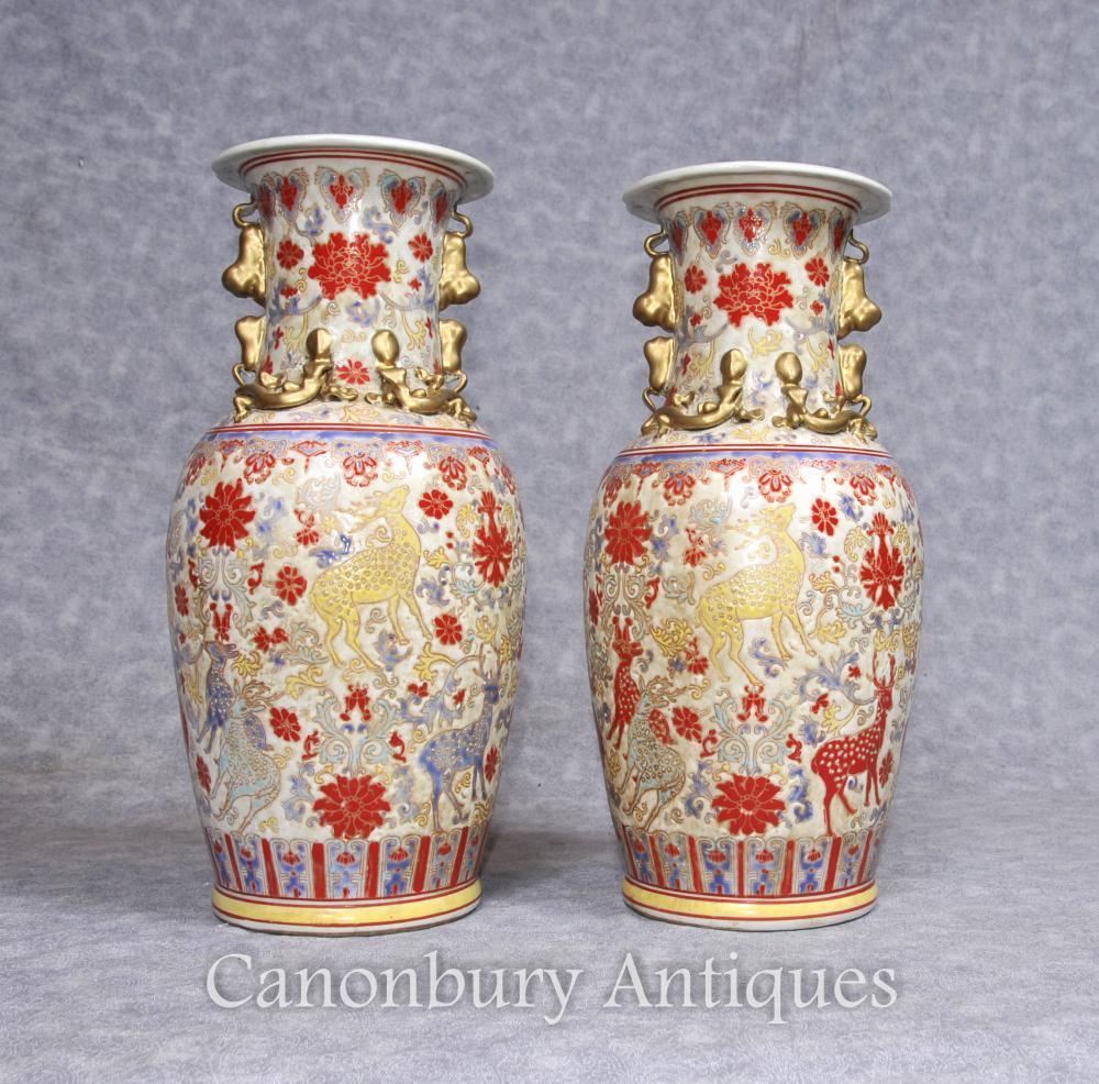 Paire de porcelaines en porcelaine chinoise Urnes porcelaine peintes à la main