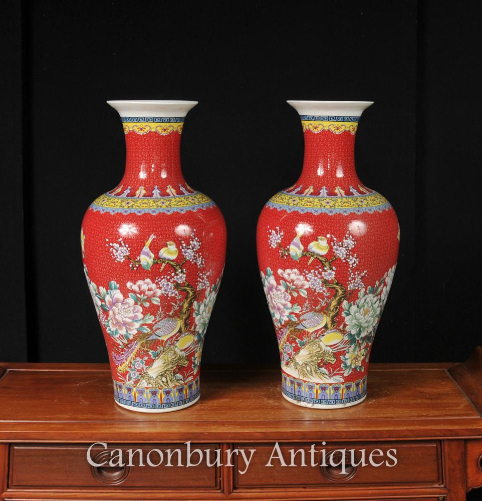 Paire de vases en porcelaine chinois Jiaqing Imperial Red