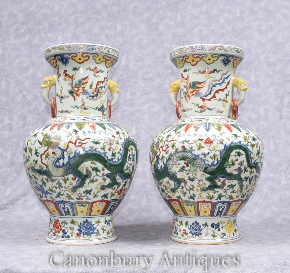 Paire de vases en porcelaine chinois Qianlong Dragon Urns Ceramic China