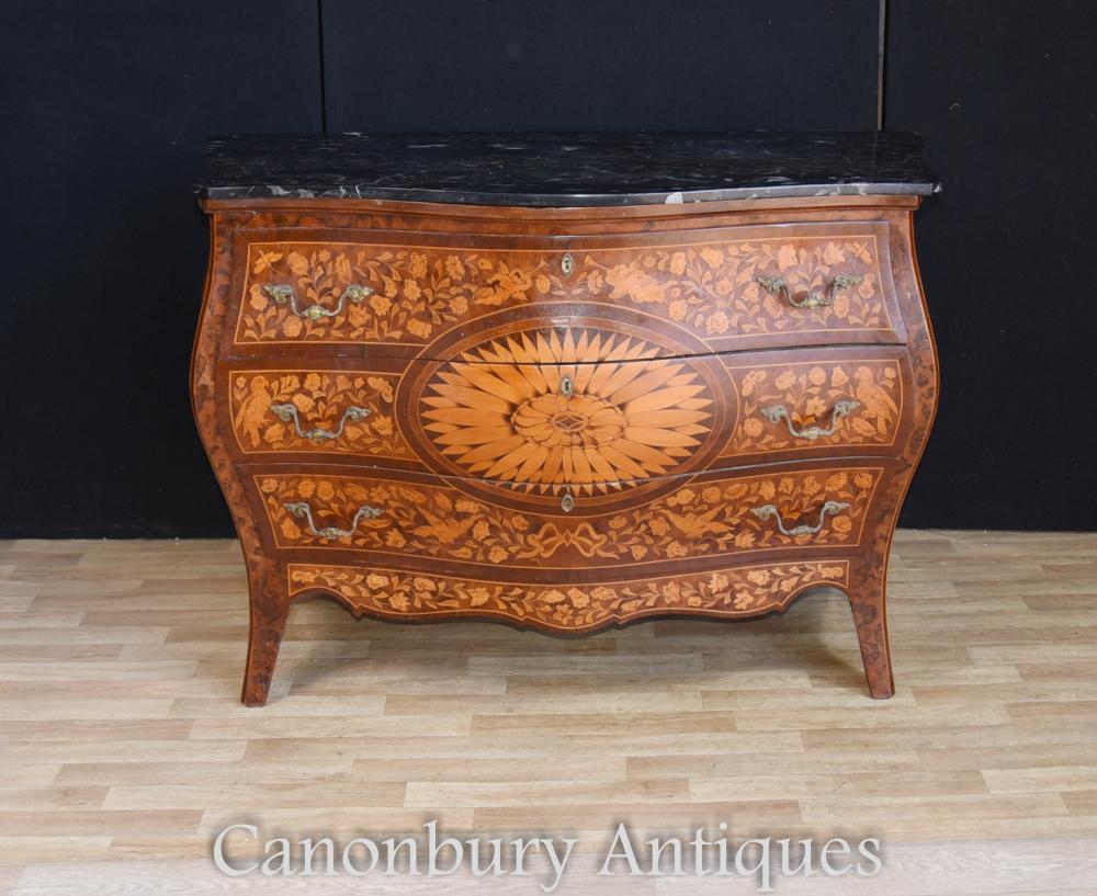 Commodes anciennes de commode de Bombe en marqueterie hollandaise