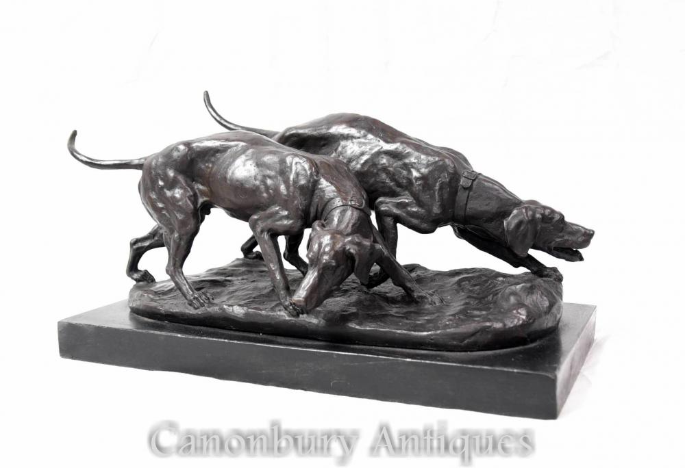 Paire de chiens en bronze français Statue de chien signée Barye