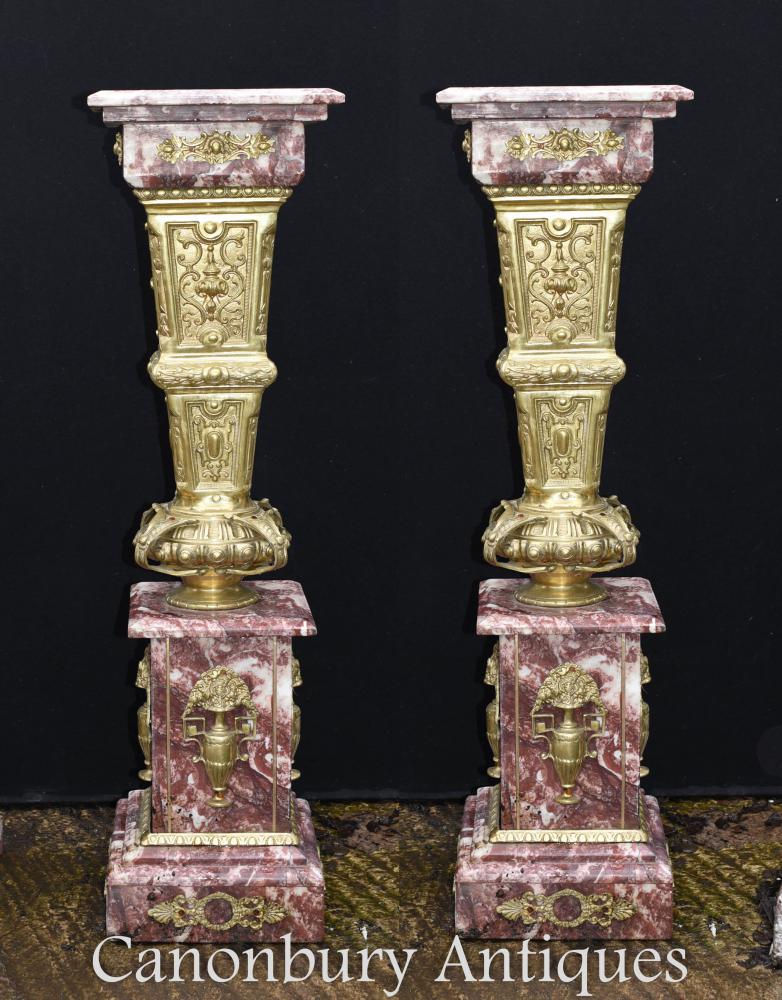 Paire de colonnes de socle en marbre doré Empire Empire