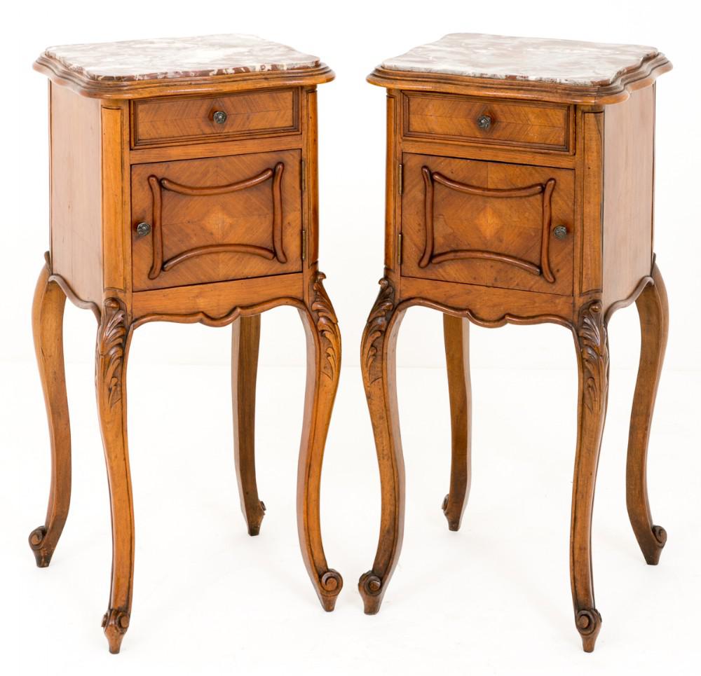 Paire Tables de chevet tables de chevet en noyer