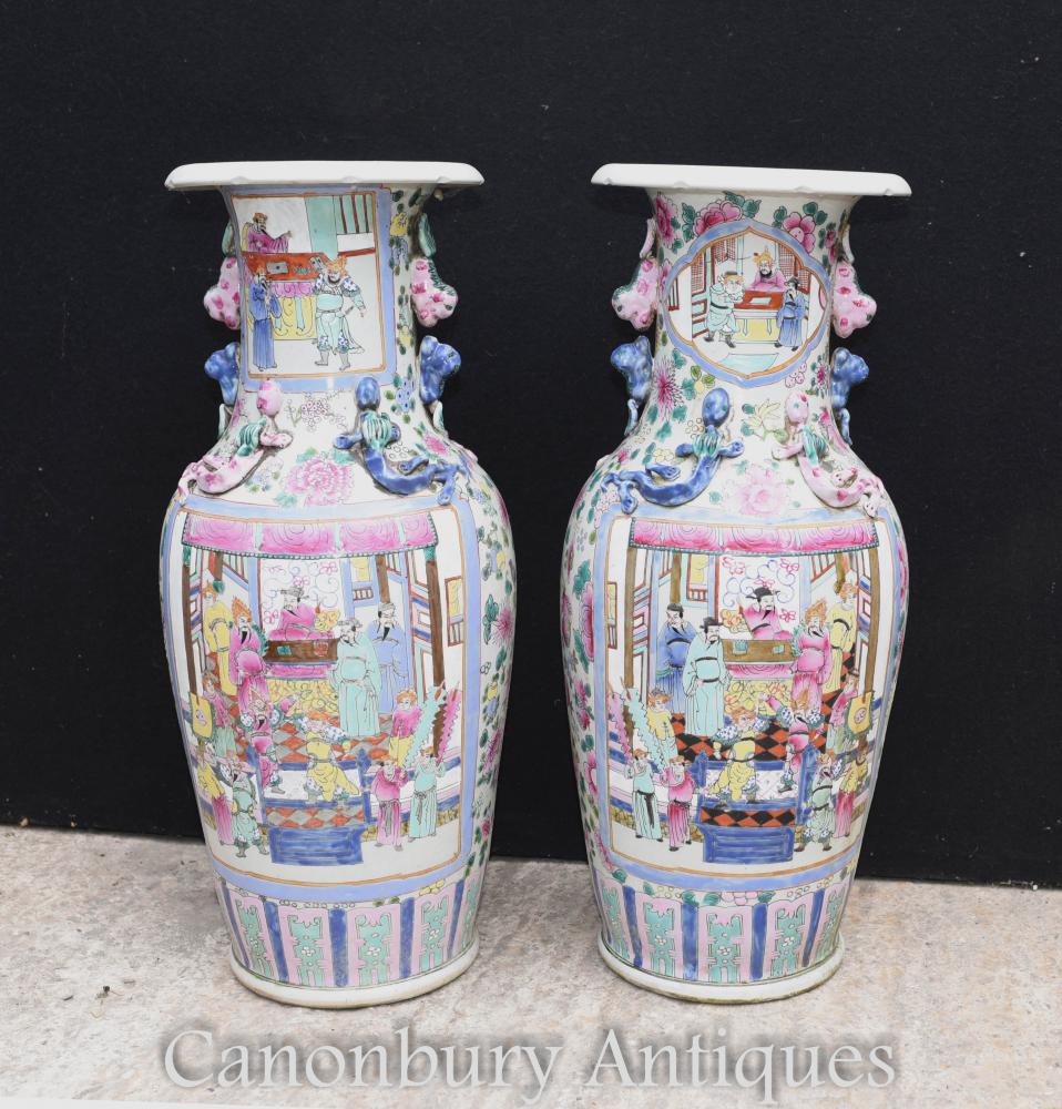 Paire De Vases En Porcelaine De Canton Chinois Urnes Cantonais