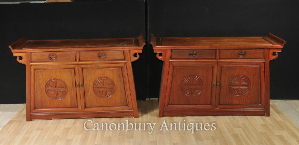 Paire De Tables Chinoises Anciennes - Buffets En Acajou Et Tables De Console