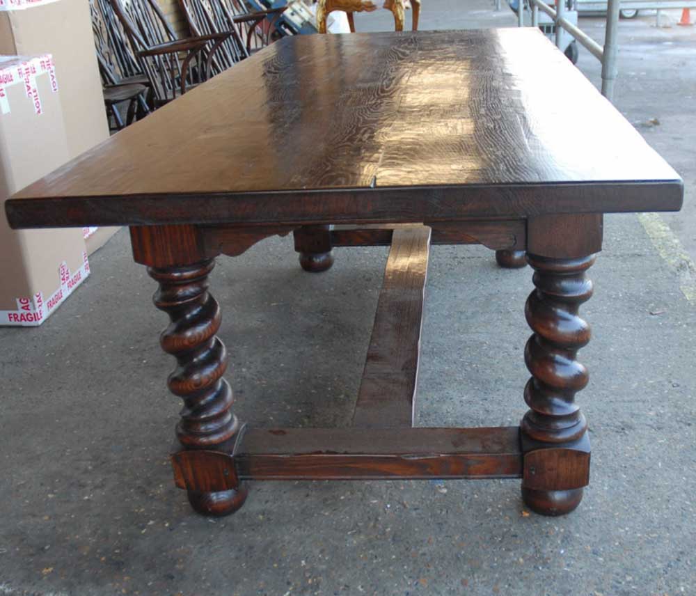 Table de réfectoire rustique anglaise avec pieds torsadés en orge