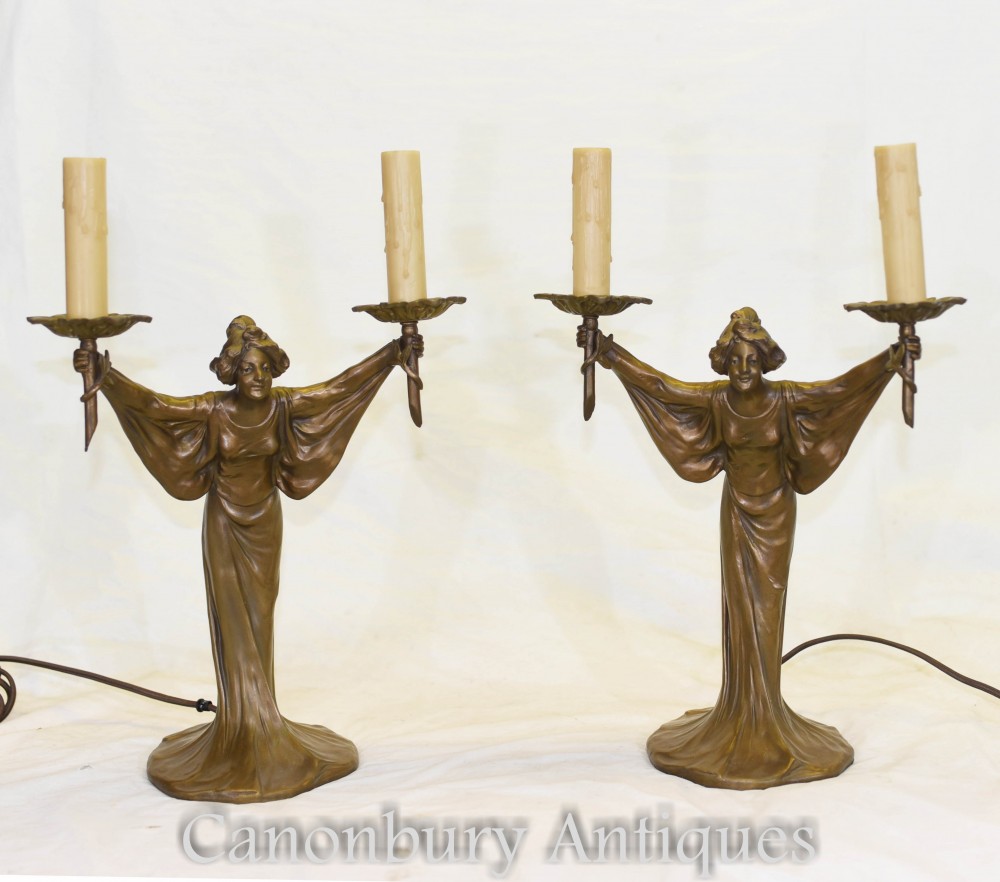 Paire De Candélabres Art Nouveau En Bronze - Figurines Féminines