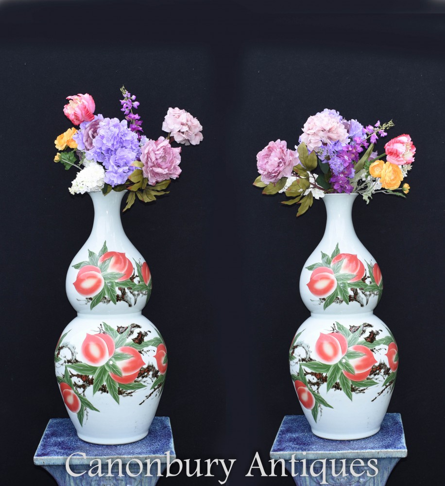 Paire De Vases En Porcelaine Chinoise - Urnes Wucai À Double Gourd