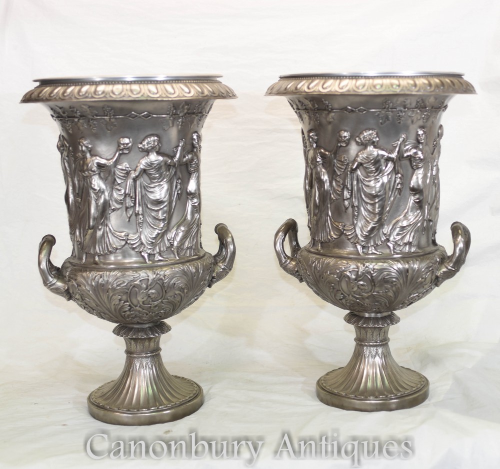 Paire Urnes Médicis en Bronze - Vases Italiens Classiques en Relief Campana