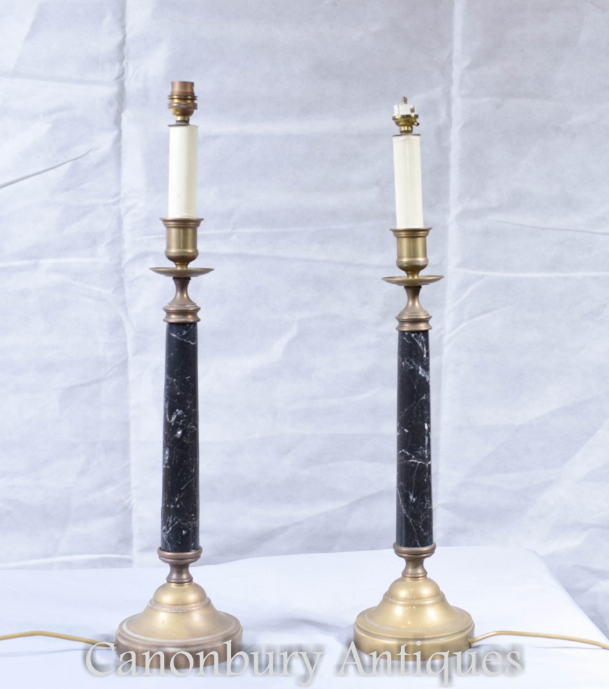 Paire de lampes de table colonne de style Régence