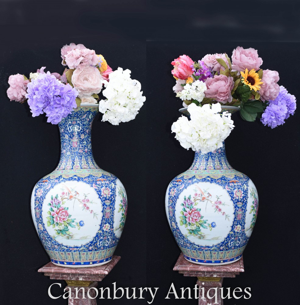 Porcelaine StandPair Ming Vases en Porcelaine - Urnes du Temple de Shanping Chinois