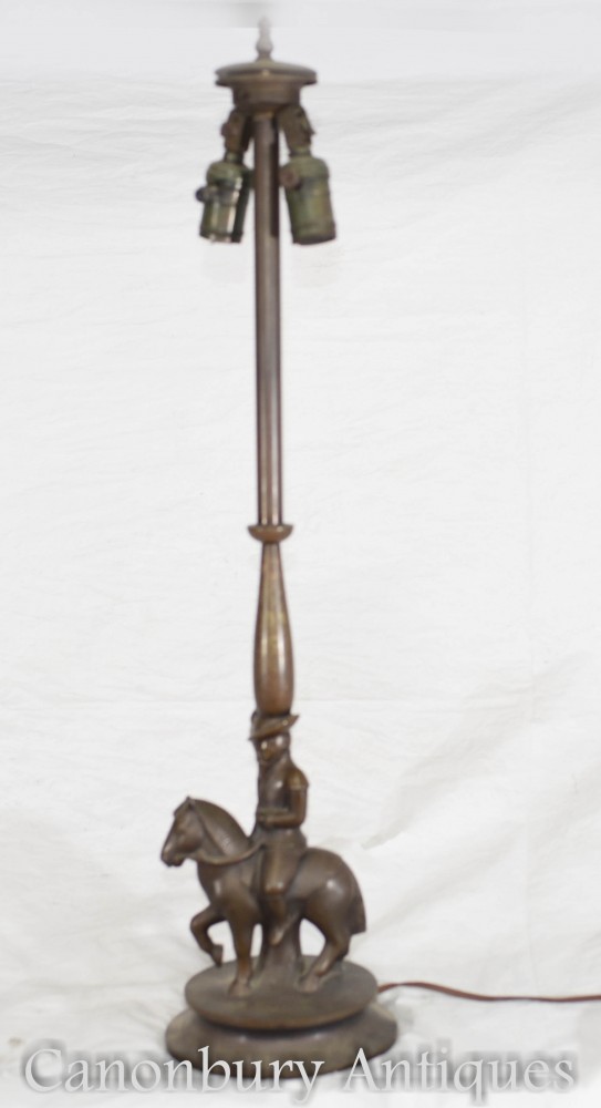 Pied de lampe Don Quichotte en bronze antique