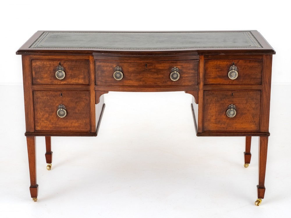 Bureau Victorien en Acajou Antique