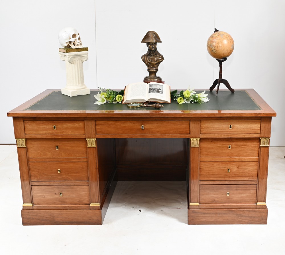 Bureau d'associés Napoléon II Table à écrire française