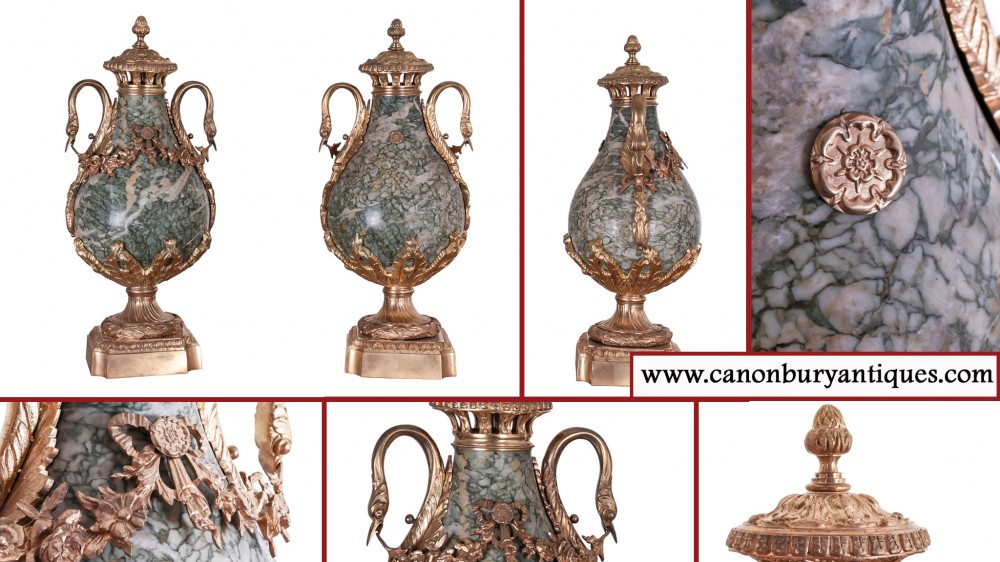 Anciennes Urnes Cassolettes Empire - Paire de Vases Cygne en Marbre 1880