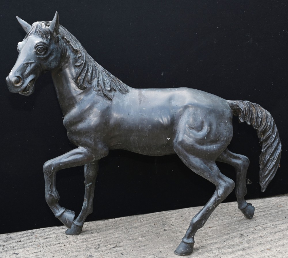 Statue de cheval en bronze italien Coulée de jardin de poney en bronze