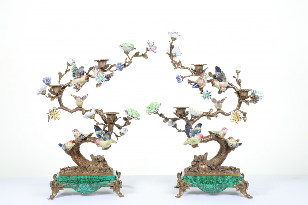 Paire Candélabres Oiseaux En Porcelaine Bronze Doré Bougies Branche D'Arbre