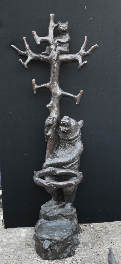 Porte-manteau de la Forêt-Noire Bronze Bear Cub Casting