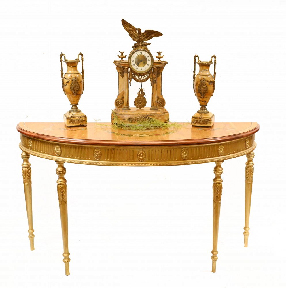 Table console Regency dessus peint en bois satiné Adams
