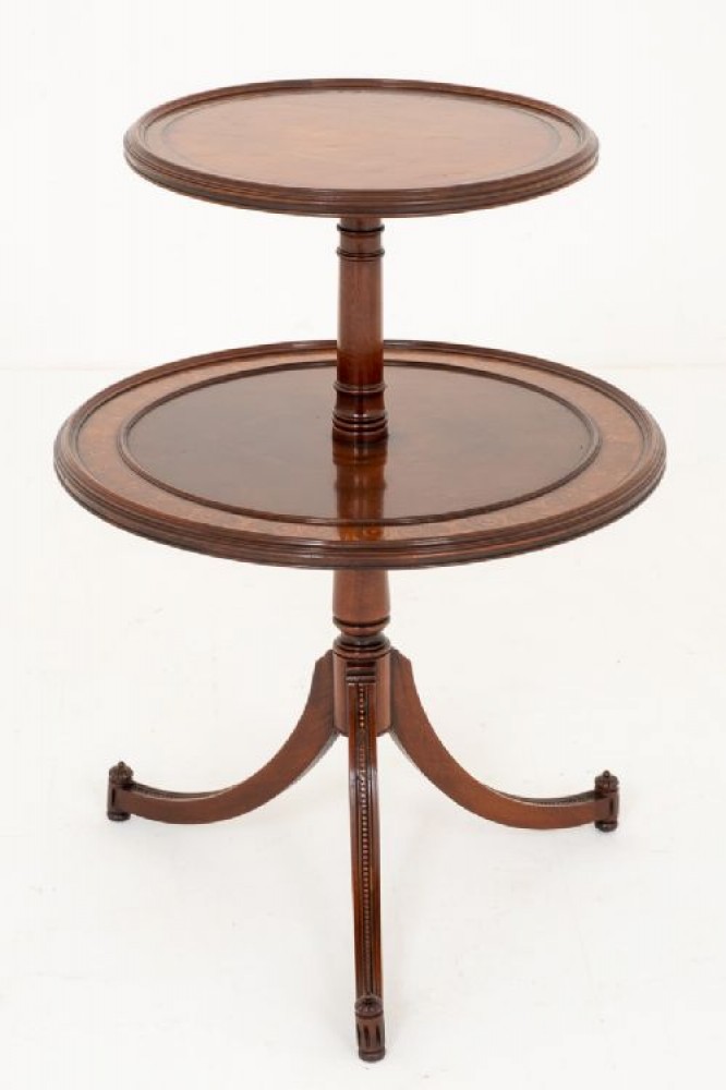 Table d'appoint à plusieurs niveaux Regency Acajou Antiques